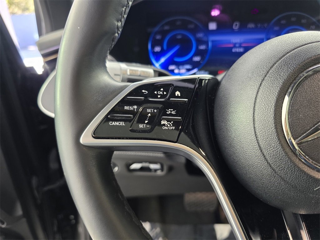 Certified 2023 Mercedes-Benz EQS 580 4MATIC SUV image 19