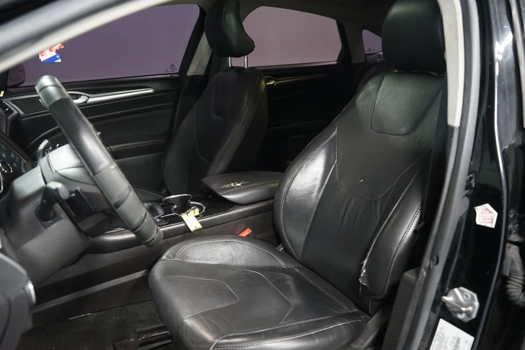 Used 2016 Ford Fusion Titanium image 6