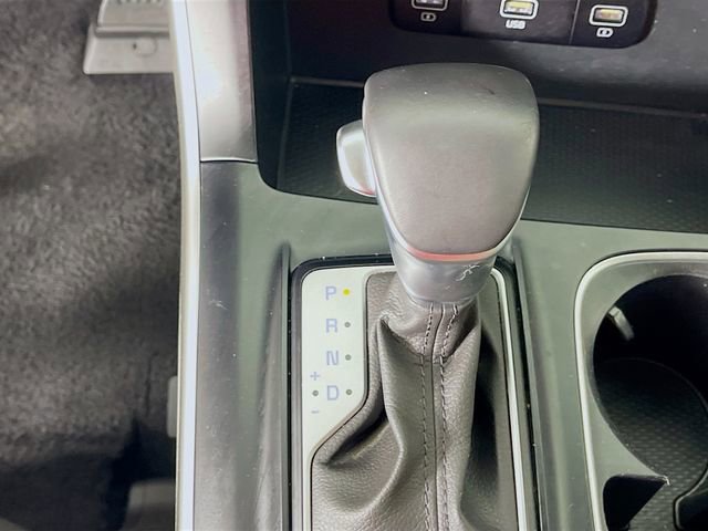 Used 2023 Kia Carnival LX image 17