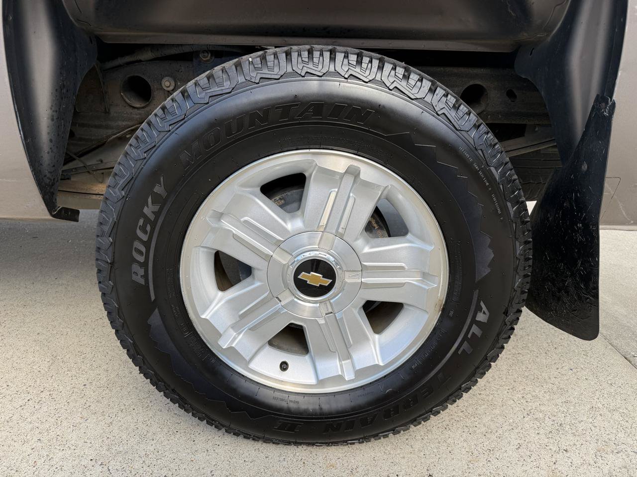 Used 2012 Chevrolet Silverado 1500 LT w/ All-Star Edition RWD image 8