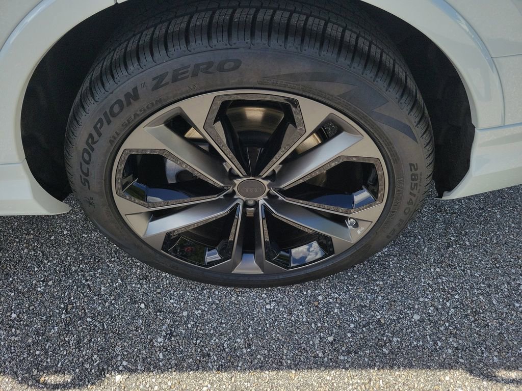 New 2026 Audi Q7 Premium Plus AWD/4WD image 29