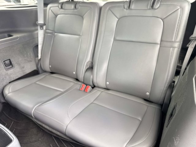 Used 2020 Lincoln Aviator Reserve w/ Equipment Group 202A AWD/4WD image 17