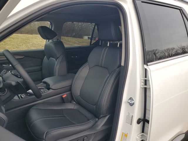 New 2026 Honda Pilot Touring image 19