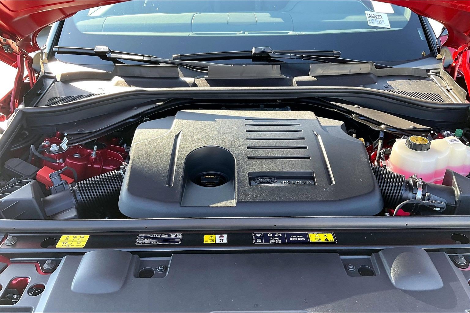 New 2026 Land Rover Range Rover Sport SE AWD/4WD image 17