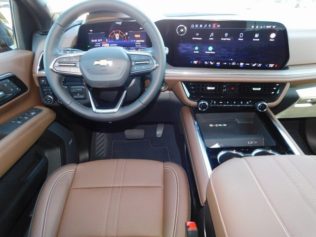 New 2025 Chevrolet Suburban High Country image 18