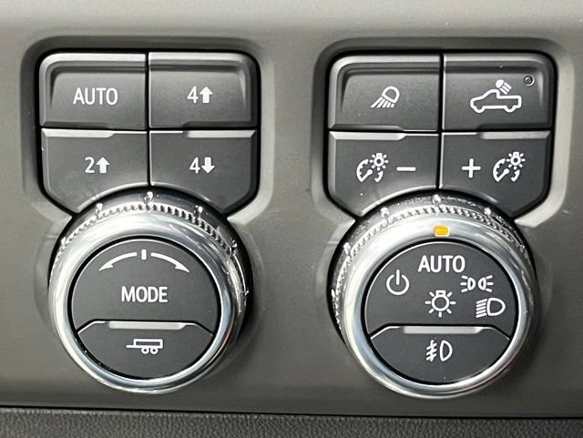 Used 2025 GMC Sierra 1500 Denali Ultimate AWD/4WD image 32