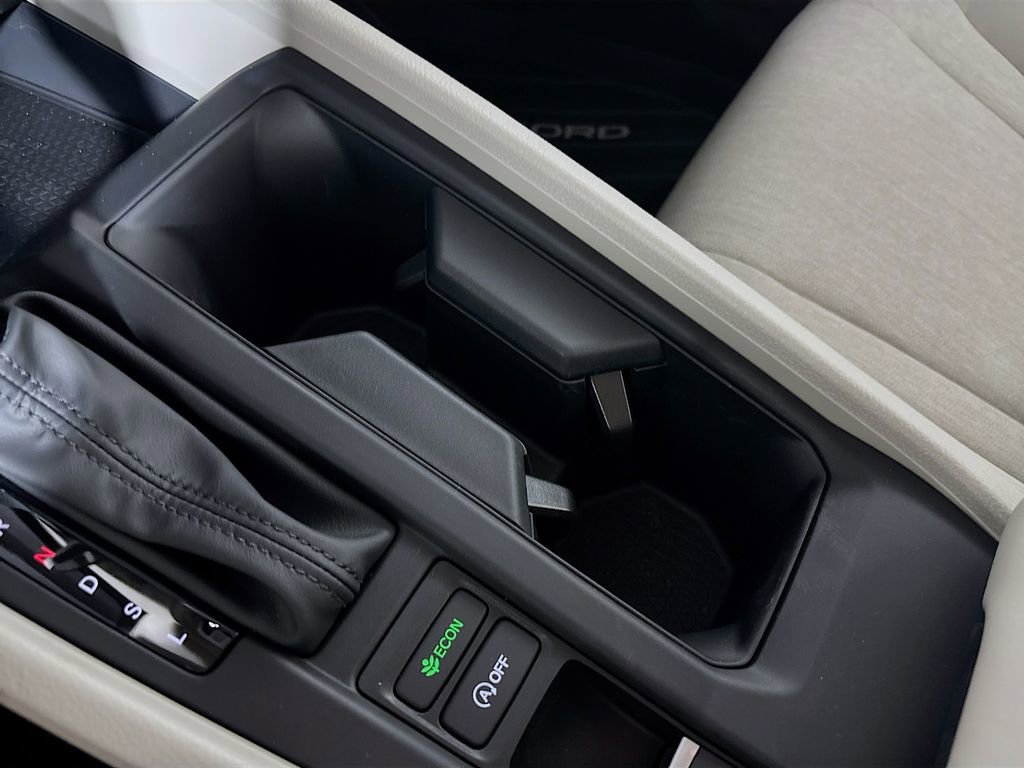 New 2025 Honda Accord SE image 16