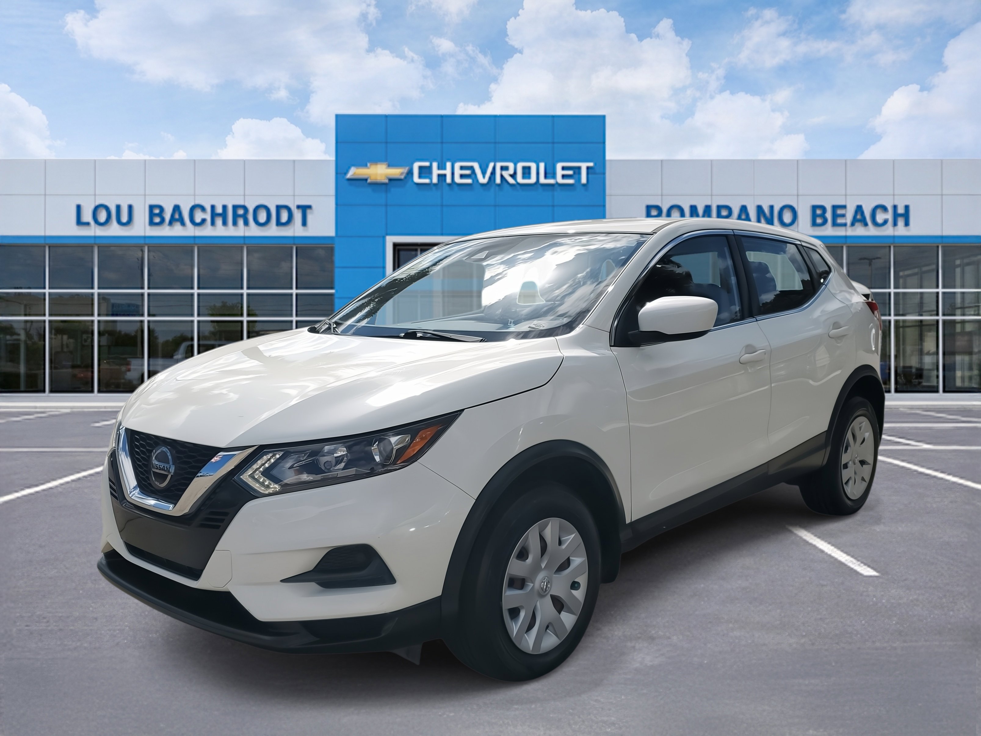 Used 2020 Nissan Rogue Sport S image 3
