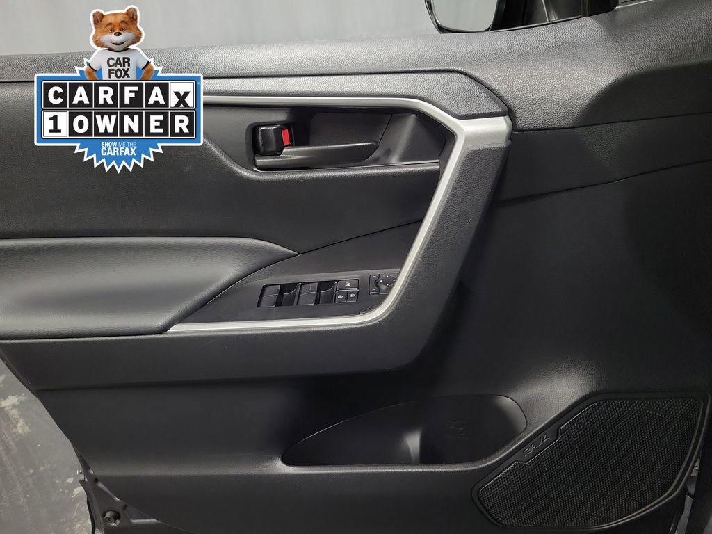 Used 2023 Toyota RAV4 LE image 21