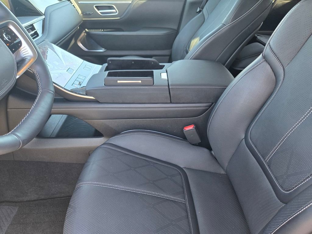 Certified 2025 INFINITI QX80 Sensory image 12