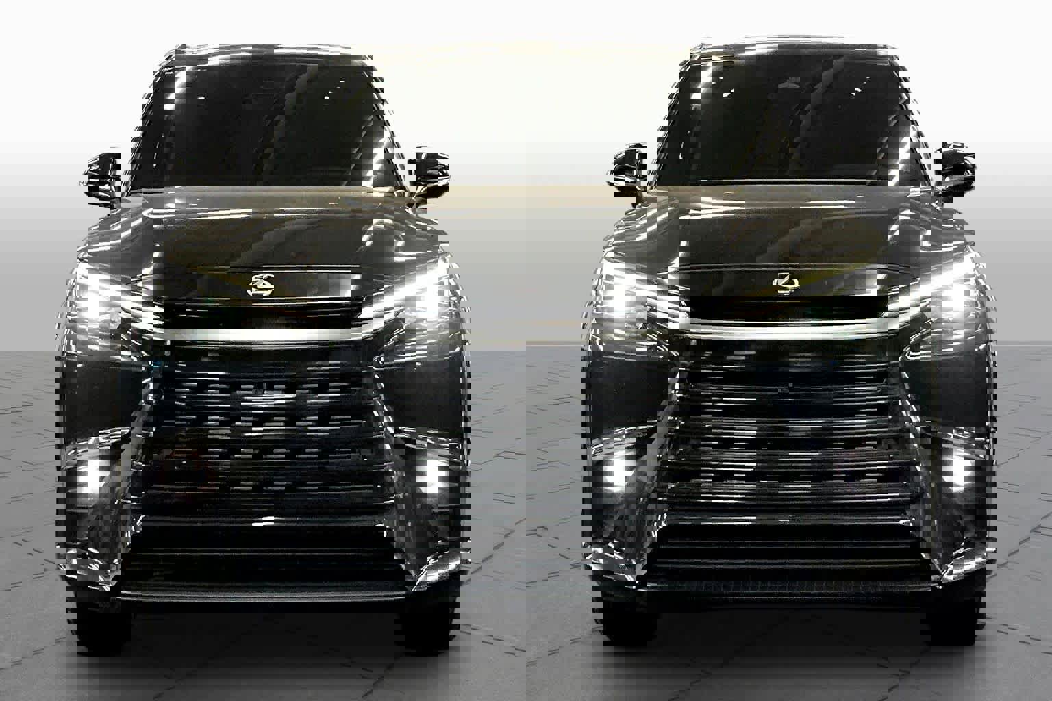 Used 2025 Lexus TX 350 AWD w/ Technology Package image 3