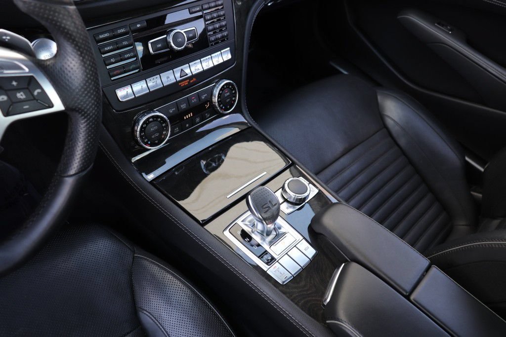 Used 2014 Mercedes-Benz SL 550 w/ Driver Assistance Package image 49