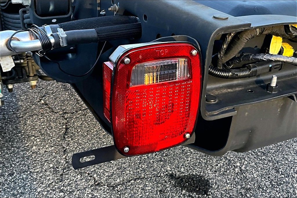 Used 2024 RAM 5500 Tradesman w/ Chrome Appearance Group image 20