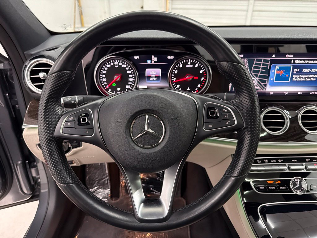 Used 2018 Mercedes-Benz E 300 image 19