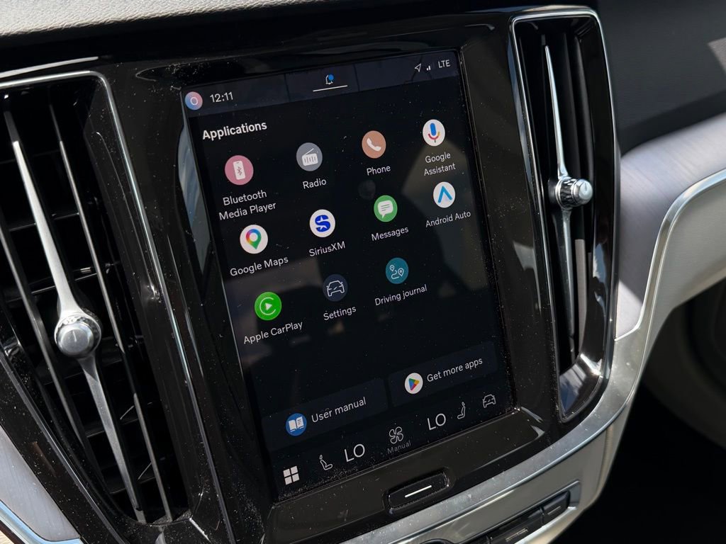 Used 2025 Volvo S60 B5 Core image 19