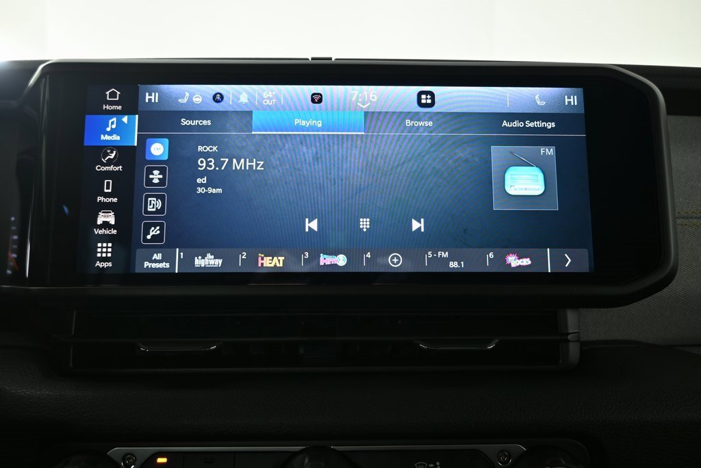 New 2025 Jeep Gladiator Willys image 26