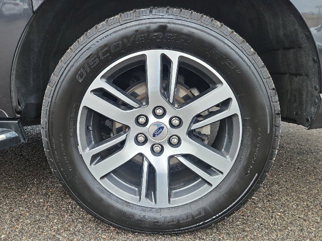 Used 2022 Ford Expedition Max Limited image 29