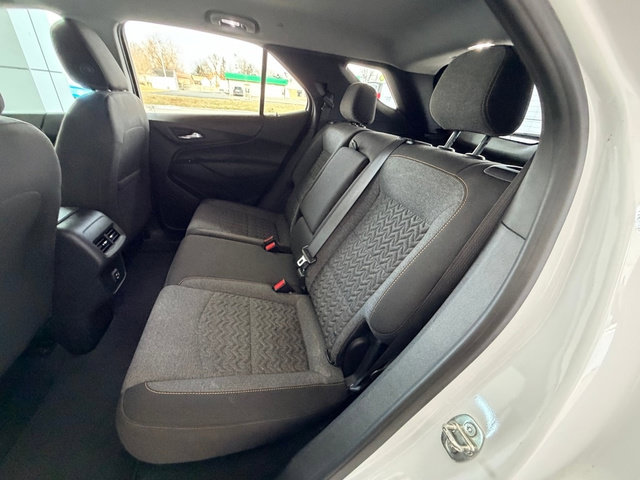 Used 2023 Chevrolet Equinox LT AWD/4WD image 25