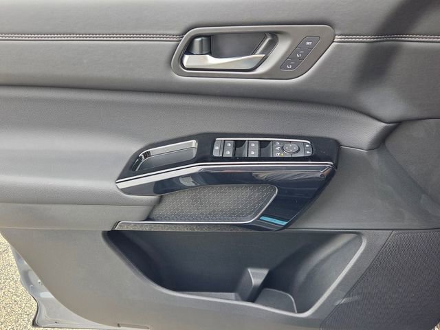 New 2026 Nissan Pathfinder Platinum w/ Cargo Package image 29
