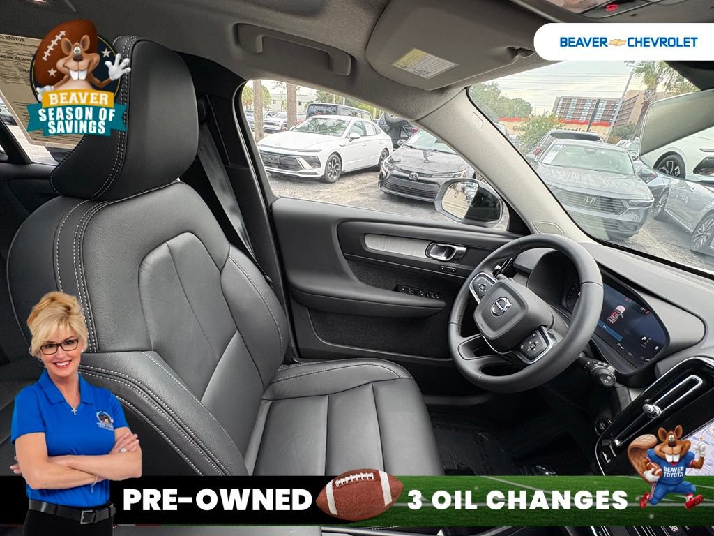 Used 2026 Volvo XC40 B4 Core FWD image 30