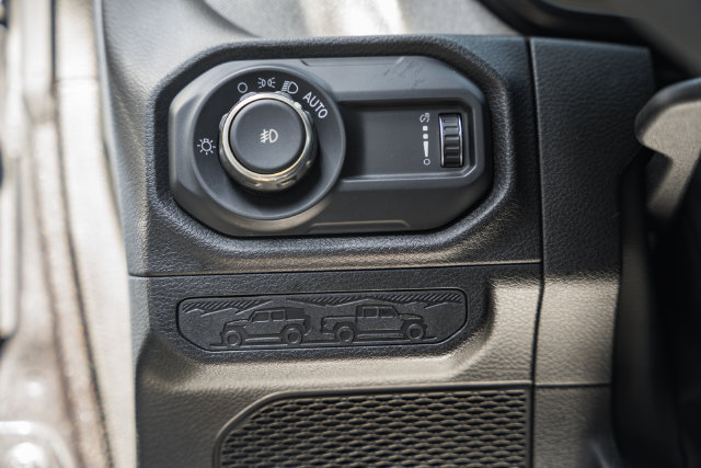 Used 2025 Jeep Wrangler Unlimited Sport AWD/4WD image 46