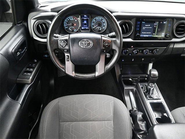 Used 2017 Toyota Tacoma SR5 image 12
