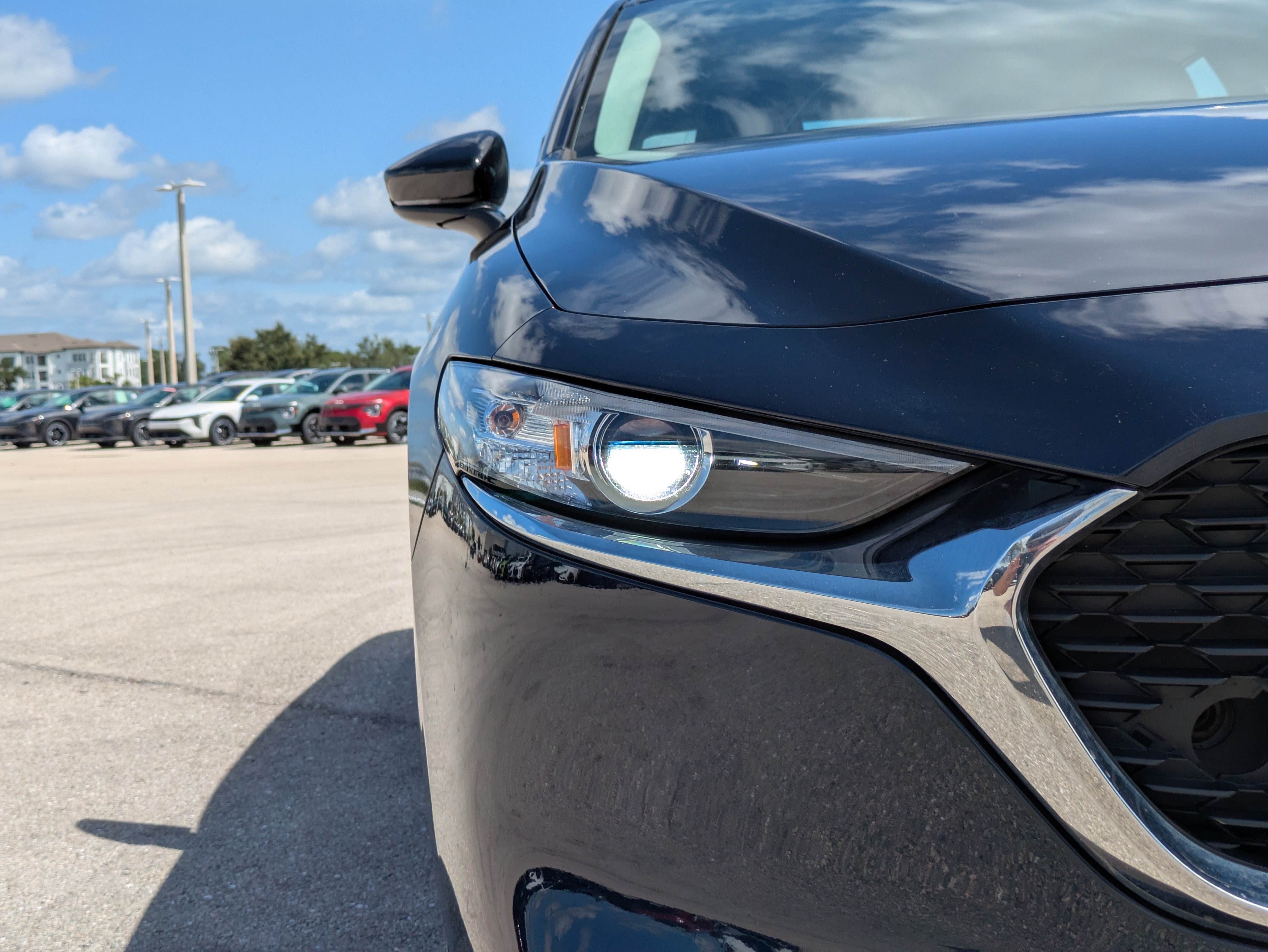 Used 2024 MAZDA MAZDA3 s FWD image 10