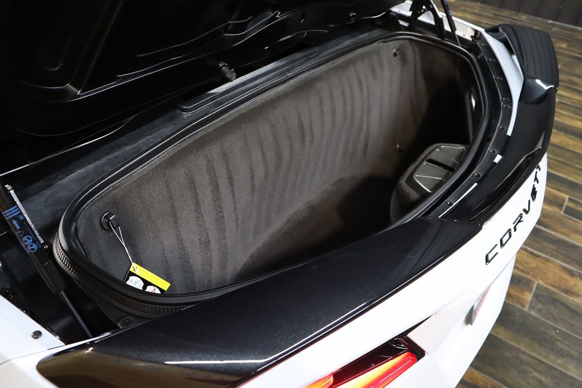 Used 2024 Chevrolet Corvette Stingray Premium Conv w/ Z51 Performance Package image 26