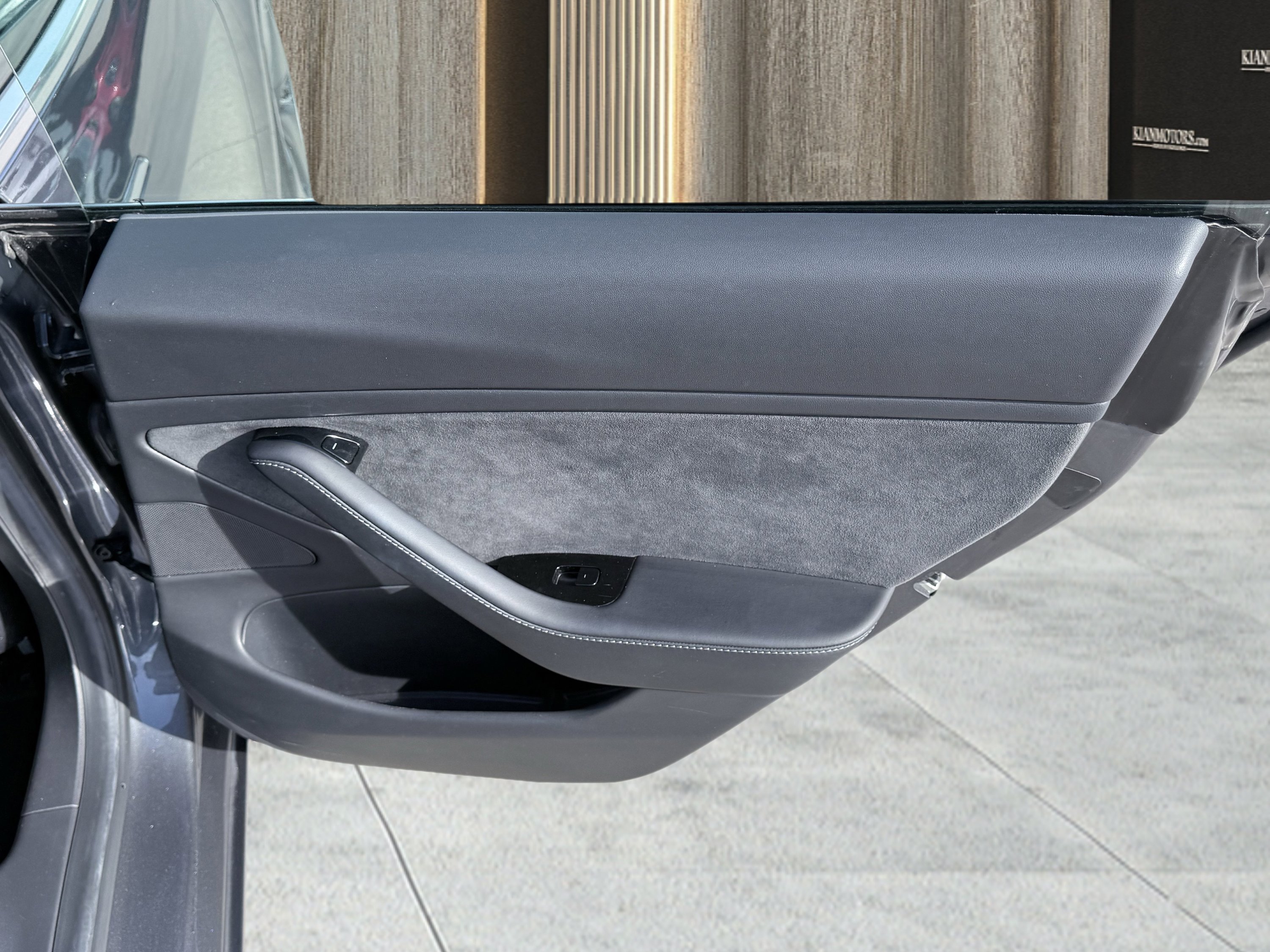 Used 2019 Tesla Model 3 Long Range image 32