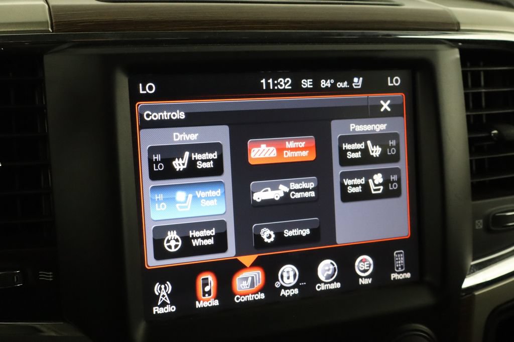Used 2016 RAM 2500 Laramie AWD/4WD image 29