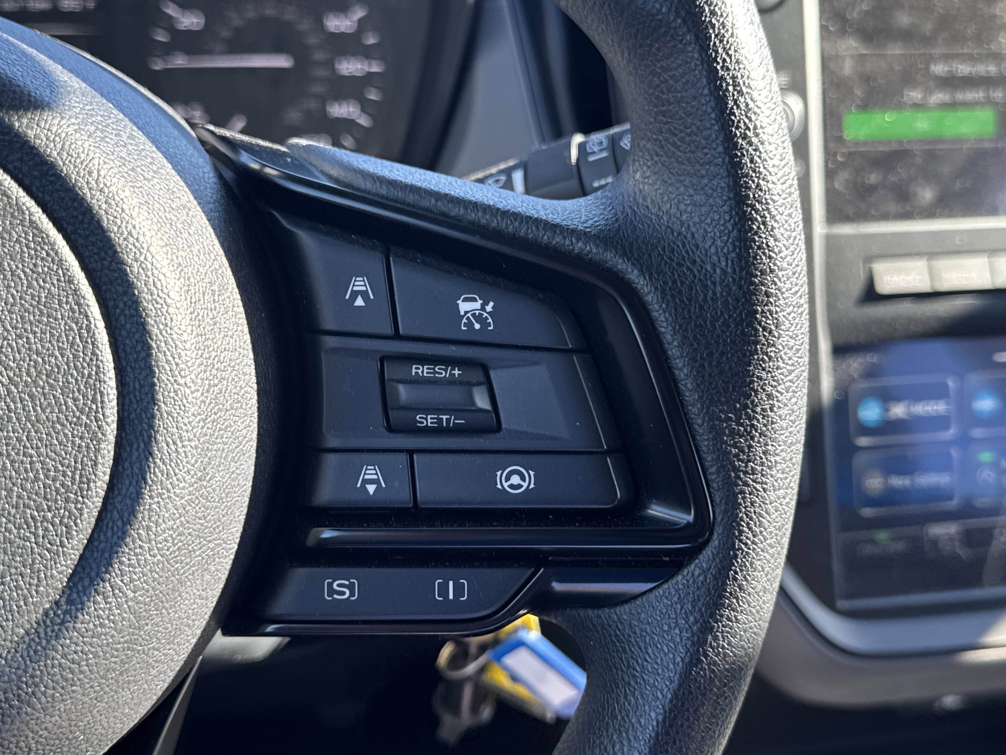 Certified 2025 Subaru Crosstrek 2.0i image 15