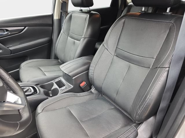 Used 2018 Nissan Rogue SL FWD image 15