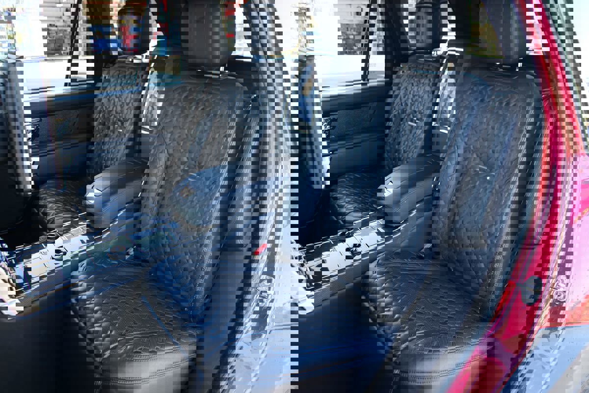 Used 2020 Land Rover Range Rover LWB SV Autobiography image 32