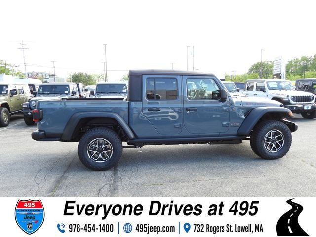 New 2026 Jeep Gladiator Rubicon w/ Steel Power Dome Hood Package AWD/4WD image 7