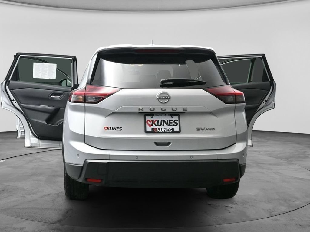 Used 2024 Nissan Rogue SV AWD/4WD image 65