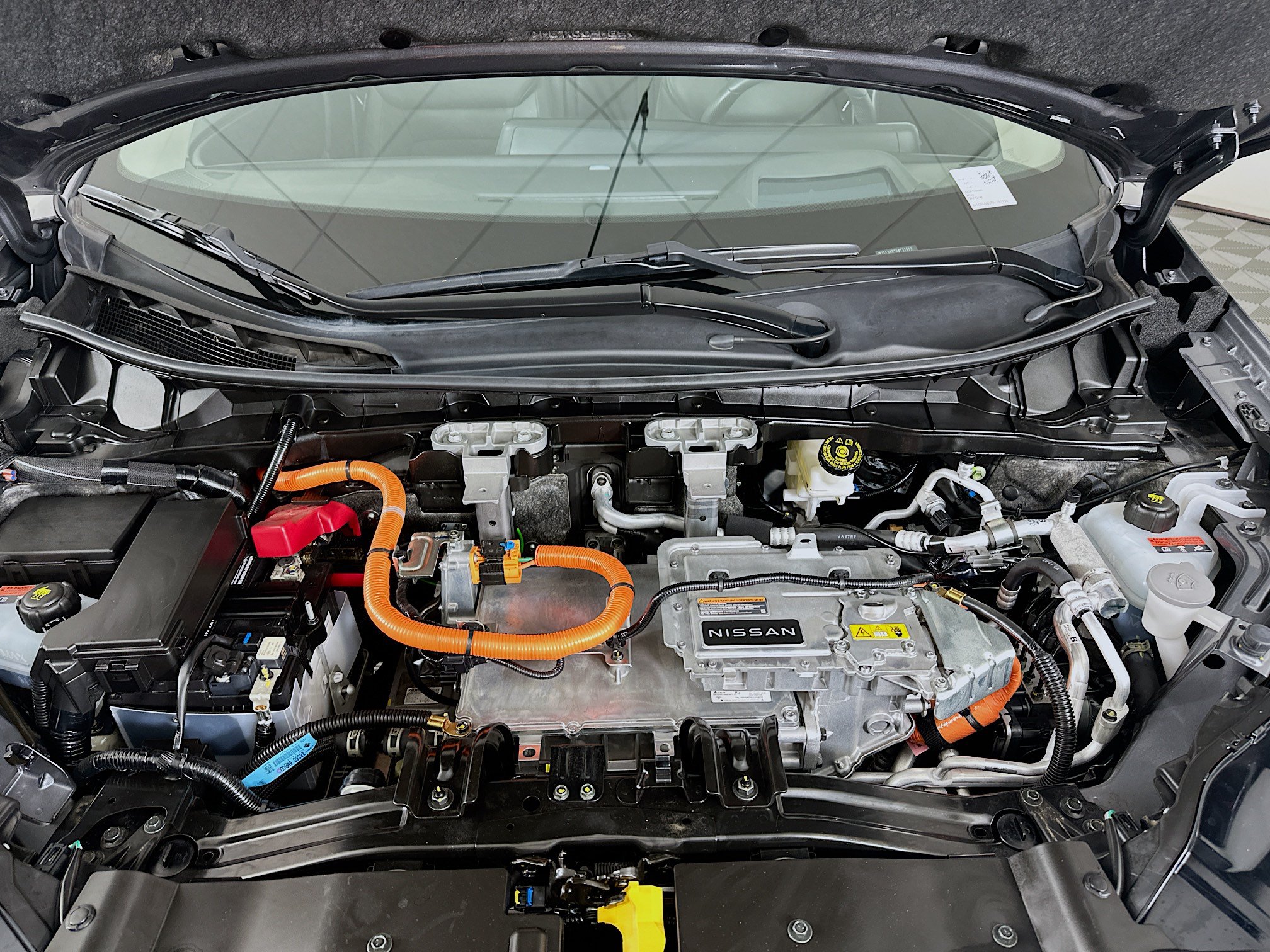 Used 2024 Nissan Ariya AWD image 33