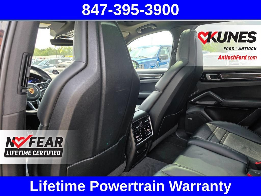 Used 2019 Porsche Cayenne S AWD/4WD image 27