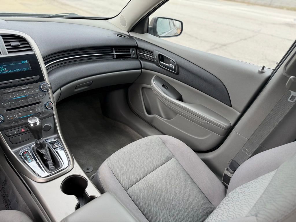 Used 2013 Chevrolet Malibu LS image 14