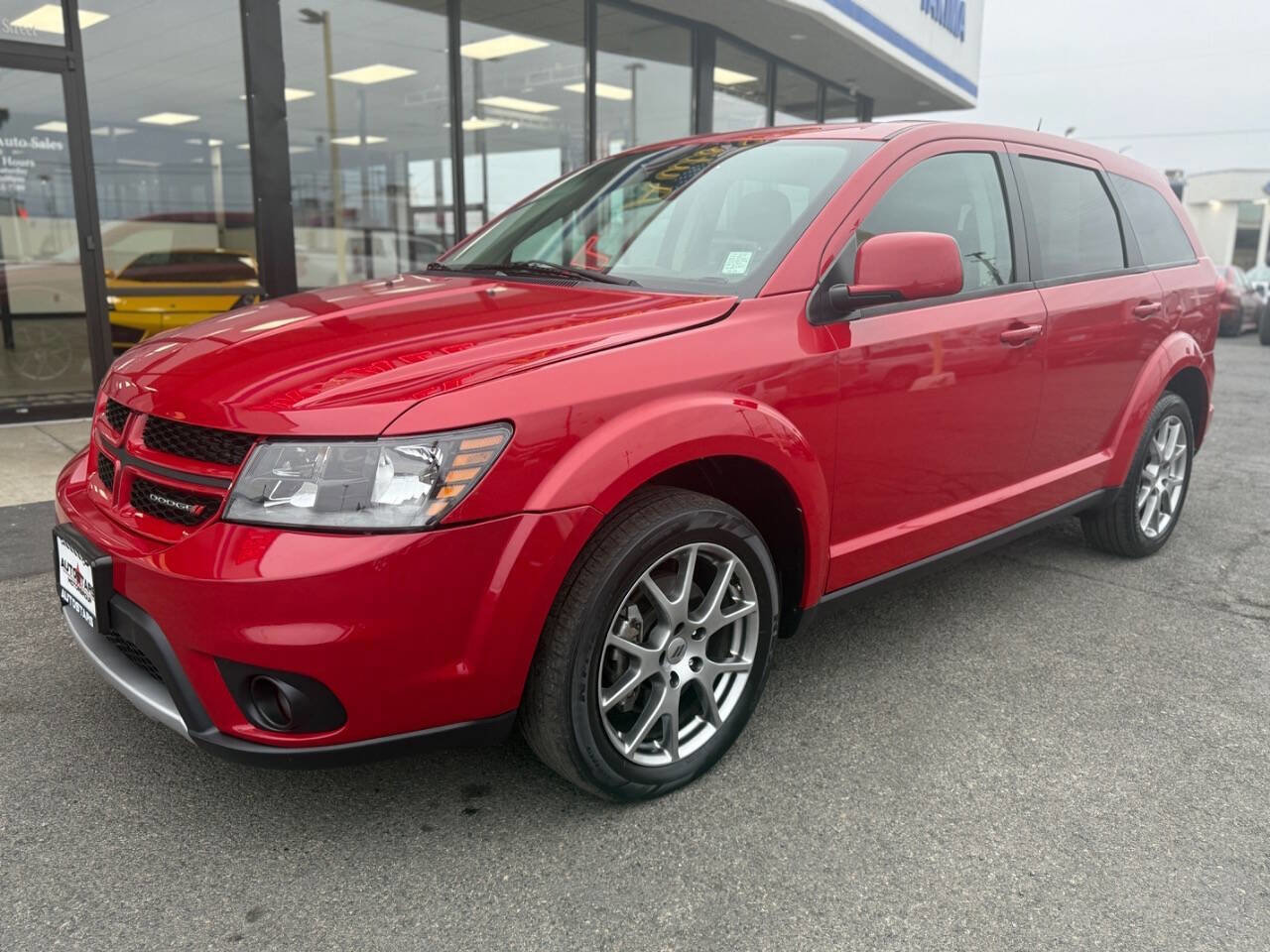Used 2019 Dodge Journey GT image 1