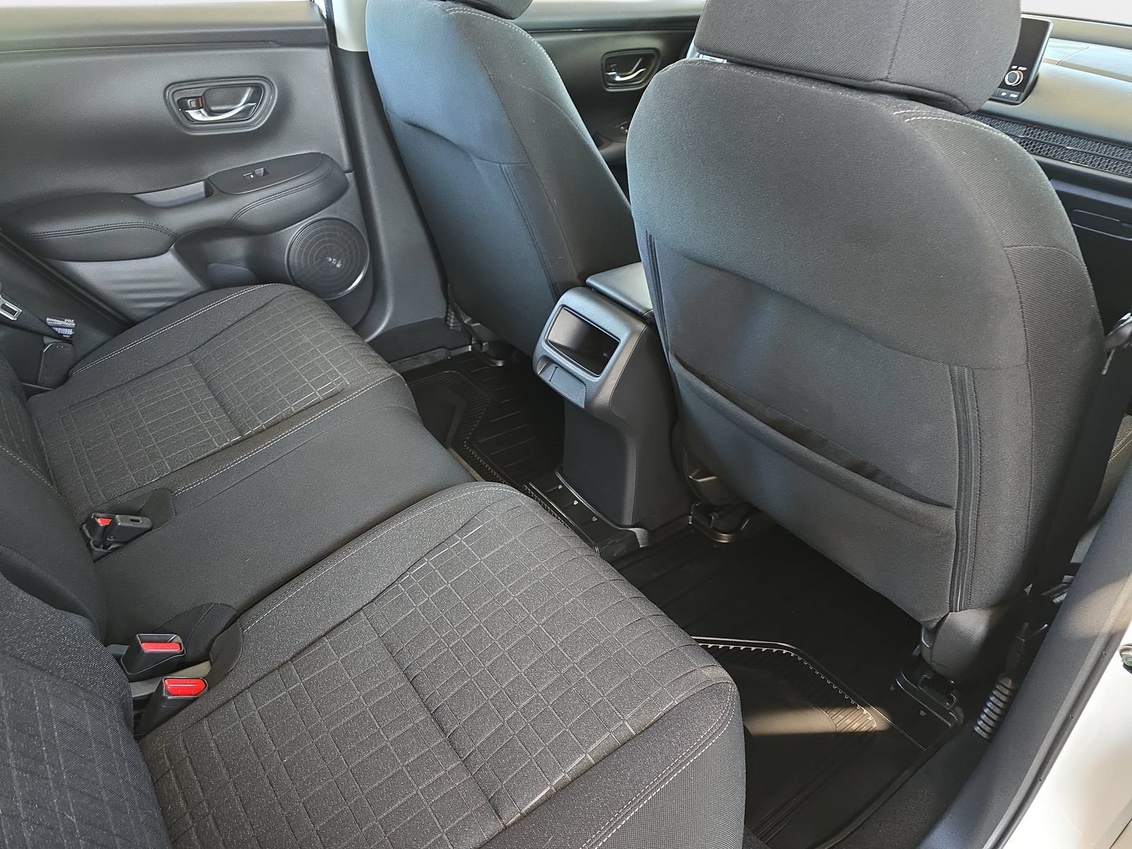 Used 2024 Honda HR-V LX image 13