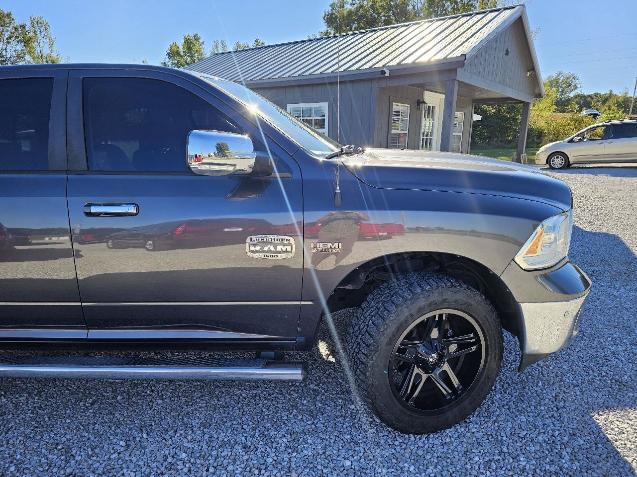 Used 2015 RAM 1500 Laramie Longhorn w/ Convenience Group AWD/4WD image 13