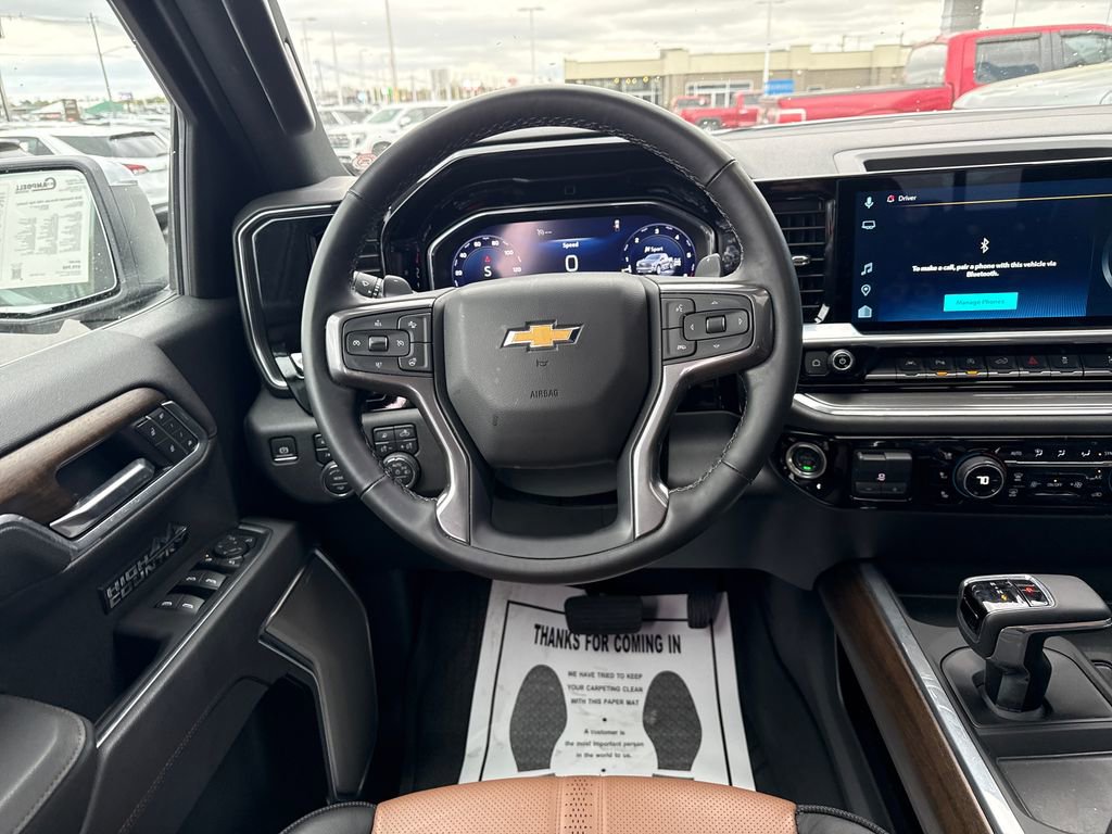 Used 2025 Chevrolet Silverado 1500 High Country w/ High Country Premium Package image 17