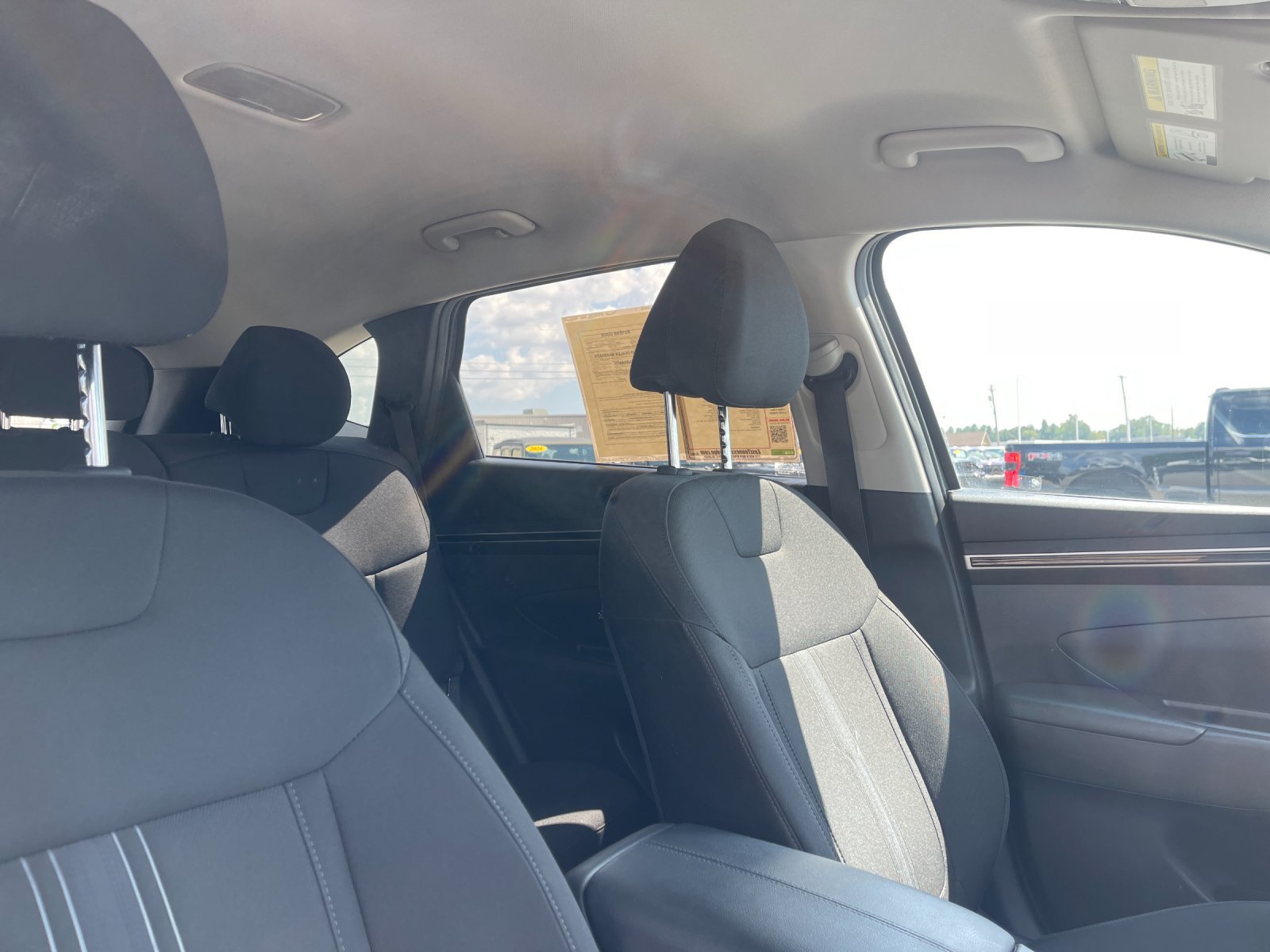Used 2023 Hyundai Tucson SEL FWD image 19
