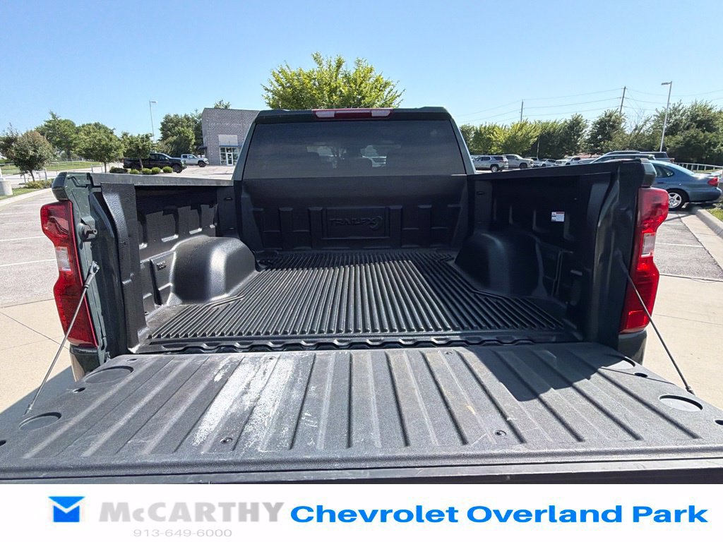 Used 2025 Chevrolet Silverado 1500 LT AWD/4WD image 37