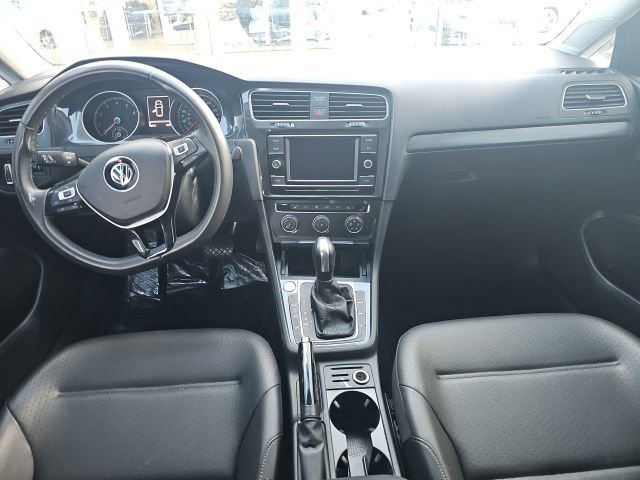 Used 2021 Volkswagen Golf 4-Door FWD image 11