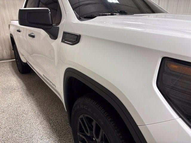 Used 2024 GMC Sierra 1500 Pro w/ Graphite Edition AWD/4WD image 10