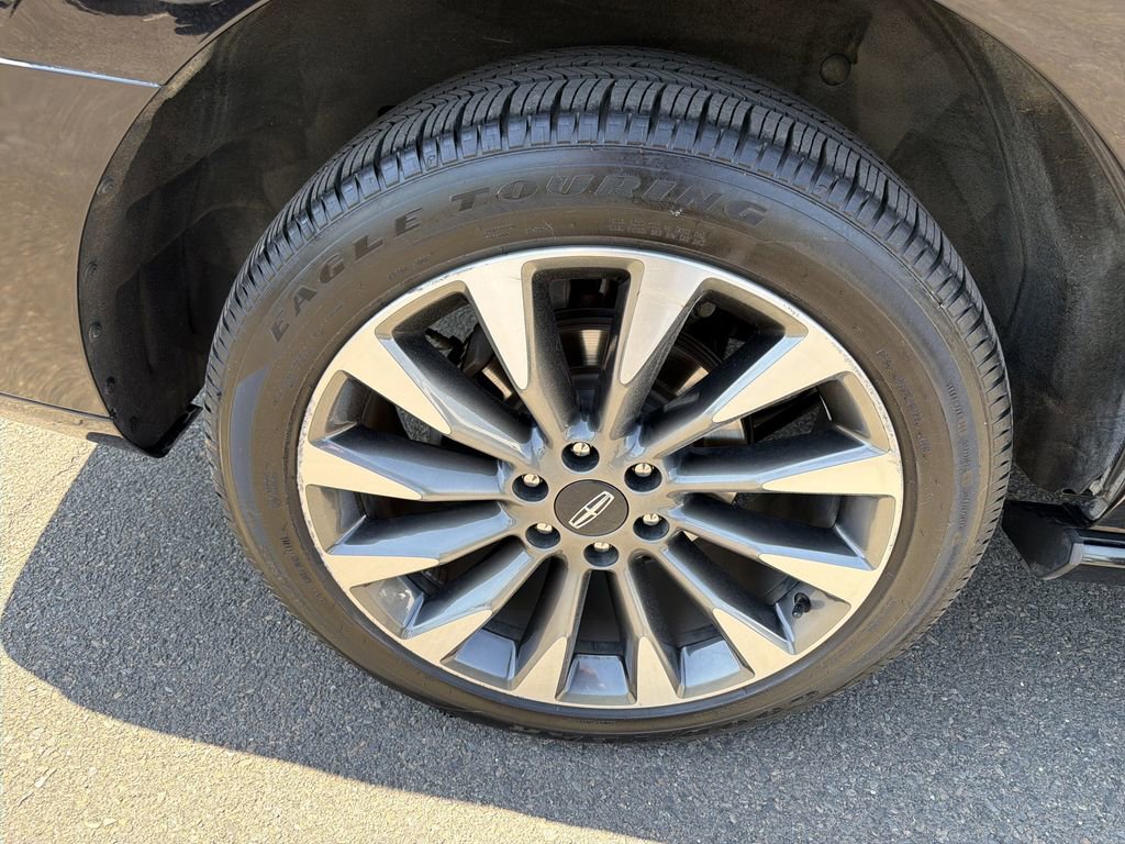 Used 2021 Lincoln Navigator Reserve w/ Luxury Package AWD/4WD image 33