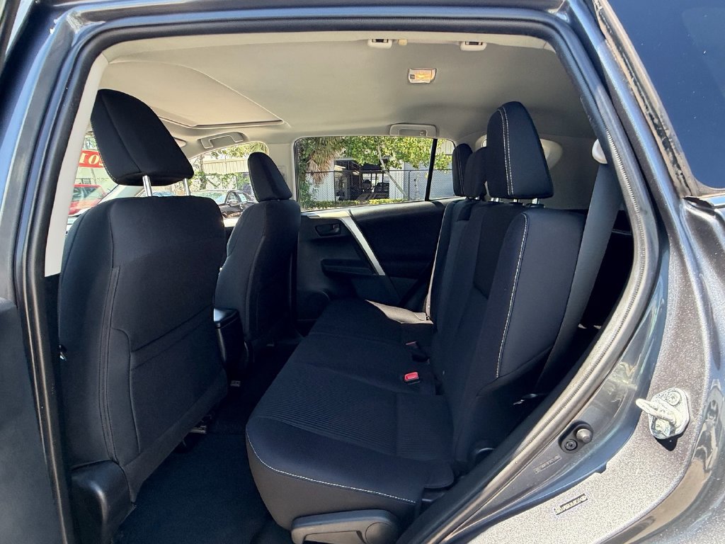 Used 2013 Toyota RAV4 XLE AWD/4WD image 12