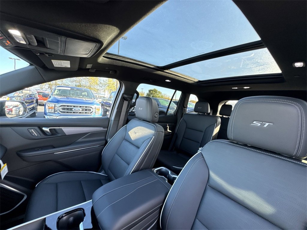 New 2026 Buick Enclave Sport Touring w/ Power Package image 22