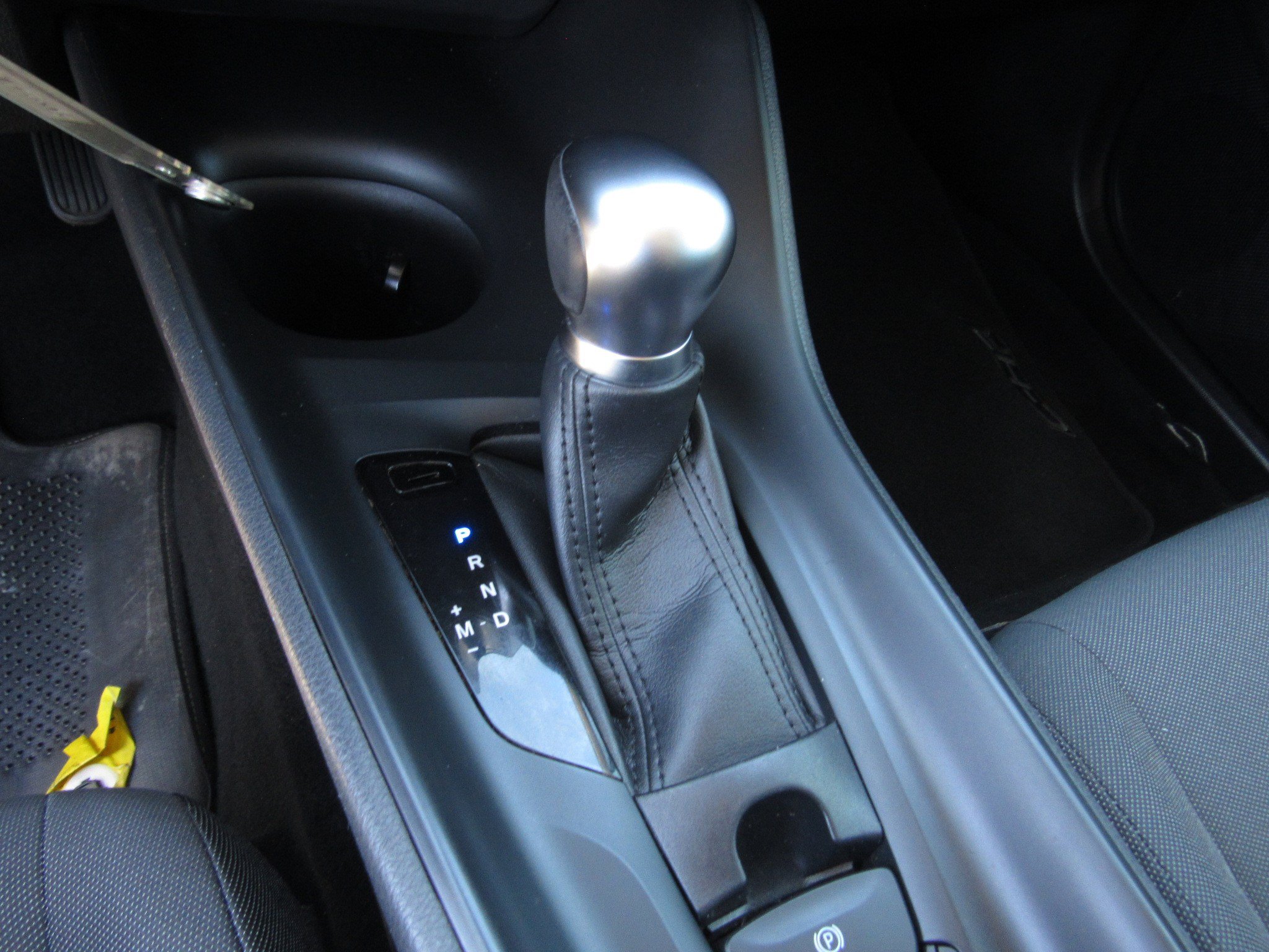 Used 2021 Toyota C-HR LE FWD image 20